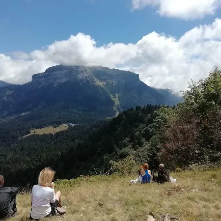 Le Mas Des Neiges Hébergement de vacances