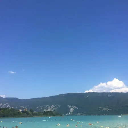 Le Mas Des Neiges Hébergement de vacances Miribel-les-Échelles